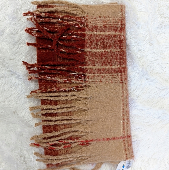 Soft Knit Blanket Scarf - Picture 3 of 5